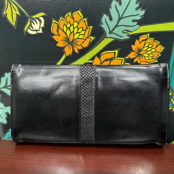 Vintage Bally Dark Navy Leather Clutch – Mid-Century - Picture 7 of 10
